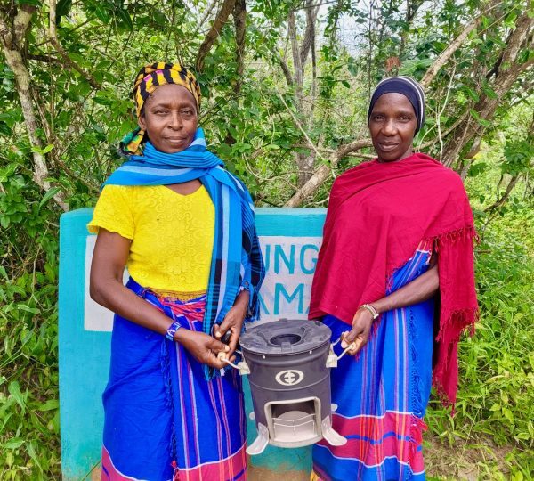 Modern Cookstoves - Kaya Fungo Women